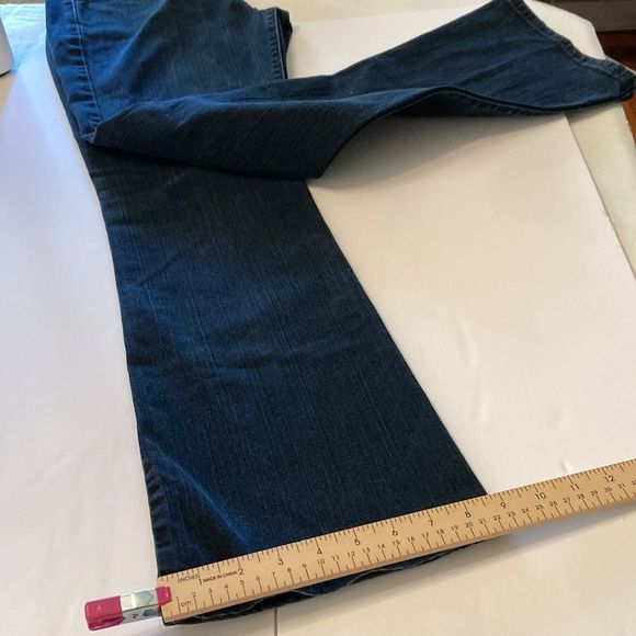 LEVI'S Jeans 515 Jeans Dark Wash Bootcut Jeans - Picture 12 of 12